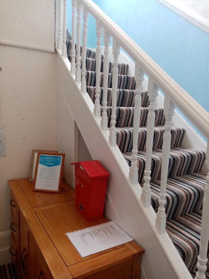 Lea Hurst B & B Bournemouth Eksteriør billede