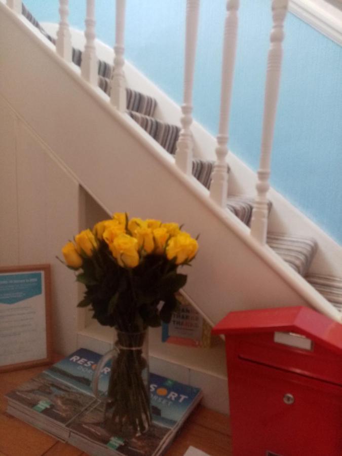 Lea Hurst B & B Bournemouth Eksteriør billede