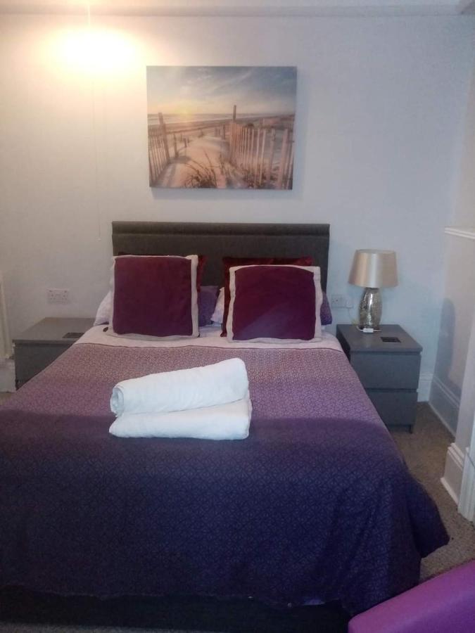Lea Hurst B & B Bournemouth Eksteriør billede
