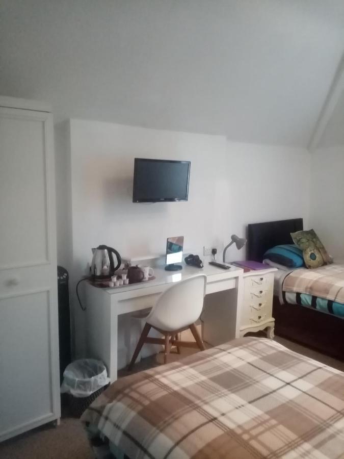 Lea Hurst B & B Bournemouth Eksteriør billede
