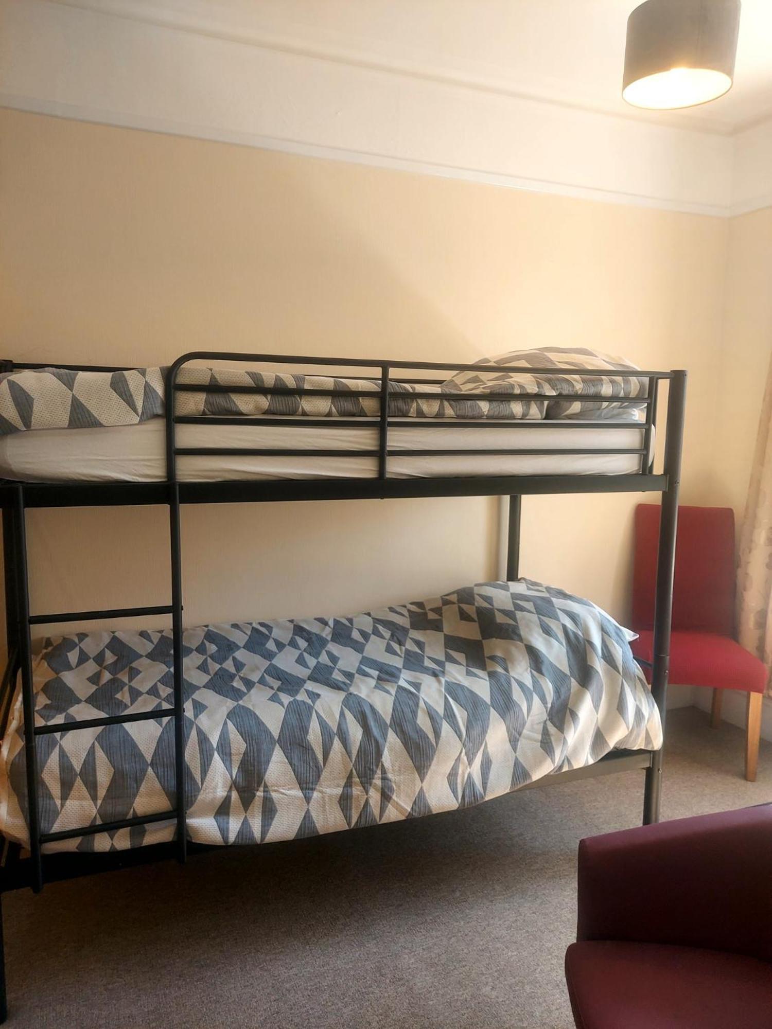 Lea Hurst B & B Bournemouth Eksteriør billede