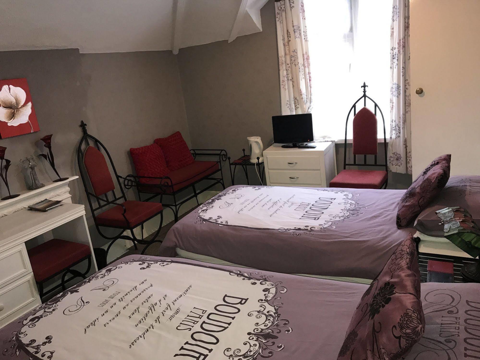 Lea Hurst B & B Bournemouth Eksteriør billede