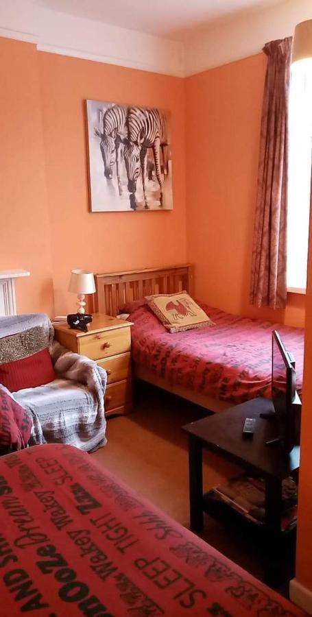 Lea Hurst B & B Bournemouth Eksteriør billede