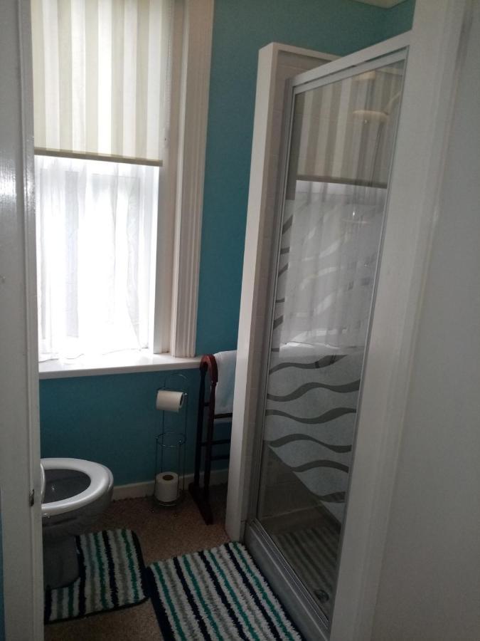 Lea Hurst B & B Bournemouth Eksteriør billede
